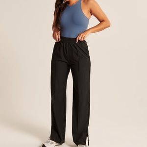 Abercrombie Traveler Track Pant
